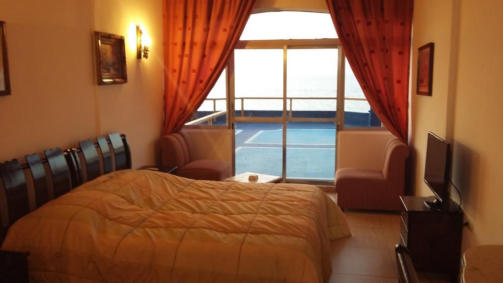 Arcada Marina Hotel Jounieh Exterior foto