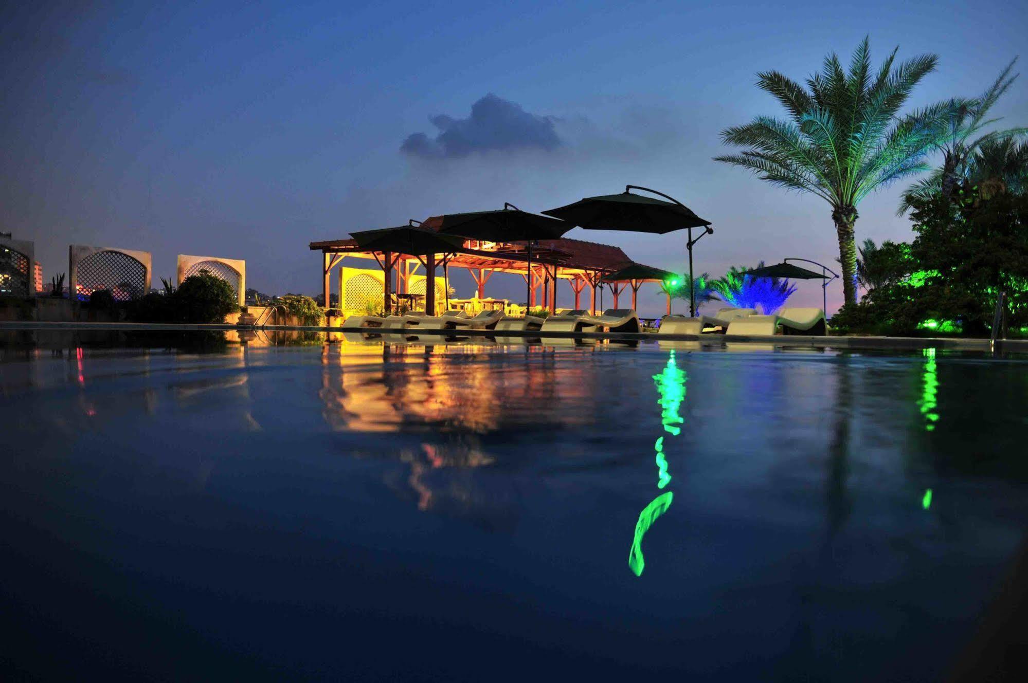 Arcada Marina Hotel Jounieh Exterior foto